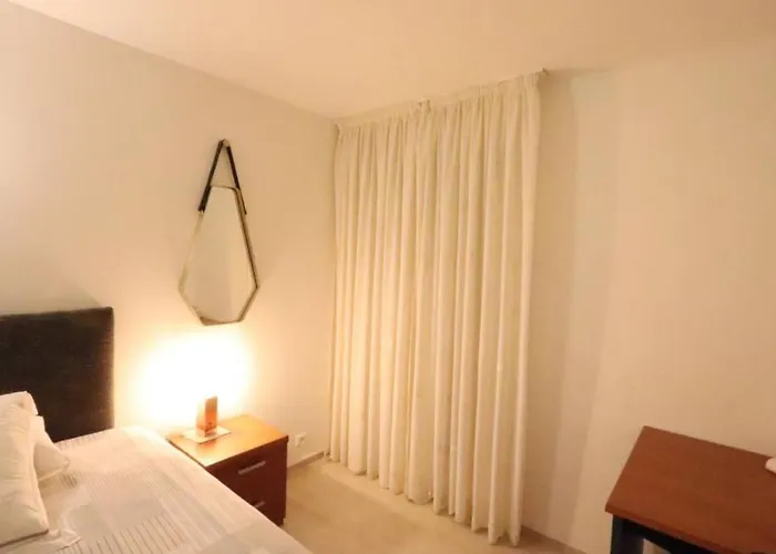 Proche Montmartre Homestay Paris